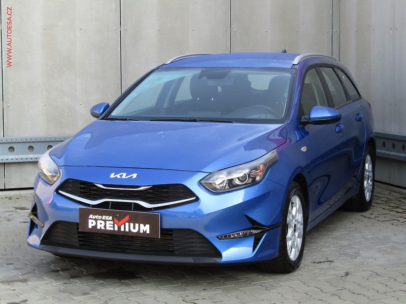 Kia Ceed (2023) 1.5 T-GDi, ČR, AT, navi - fotka 3 z 22
