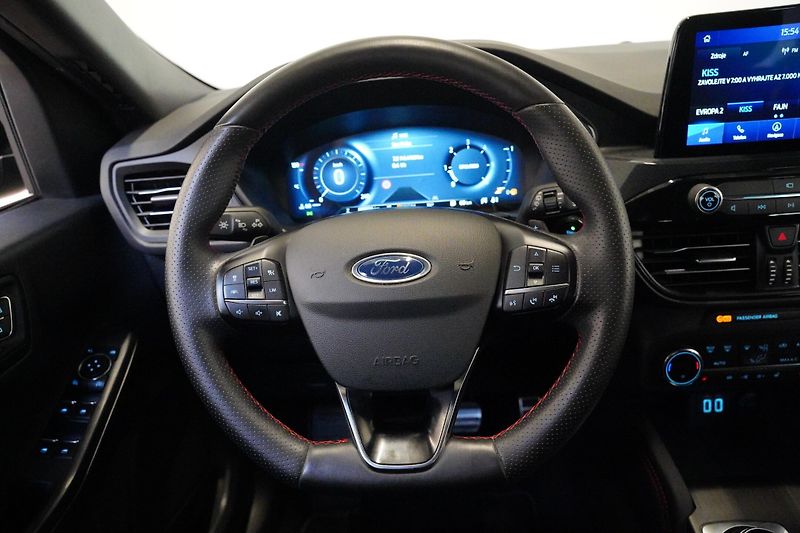 Ford Kuga - fotka 17 z 28