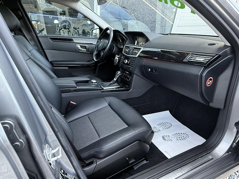 Mercedes-Benz Třídy E E 200 CDI Avantgarde REZERVACE - fotka 22 z 35