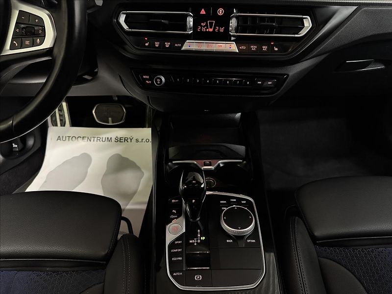 BMW Řada 1 120i M Sport Virtual Pano LED - fotka 35 z 47