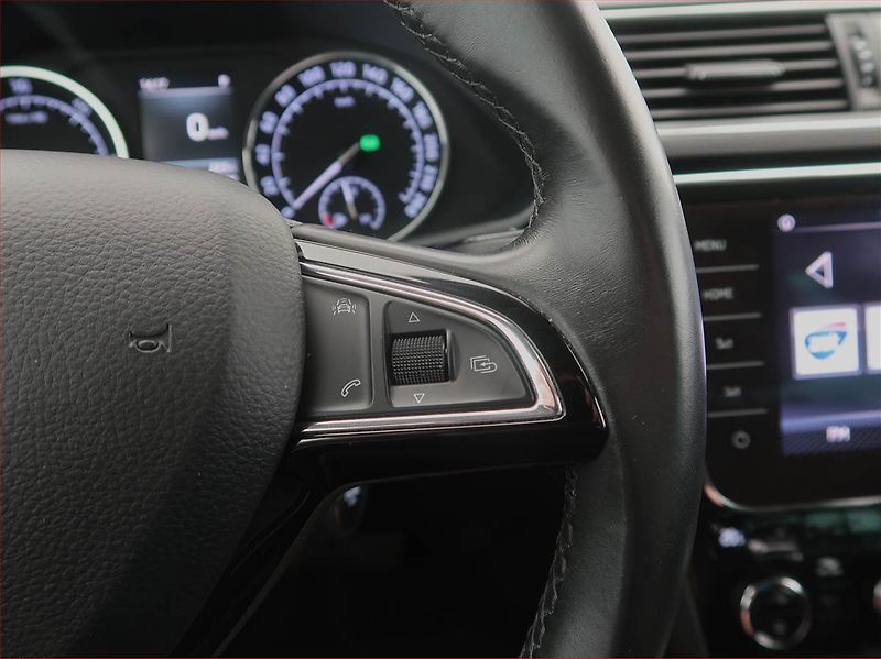 Škoda Superb (2018) Style 2.0 TDI, Automat - fotka 19 z 23