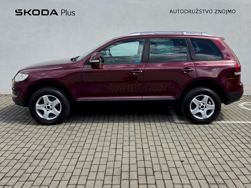 Volkswagen Touareg (2007) 2,5TDI 128KW 4X4 AUTOMAT - fotka 3 z 26