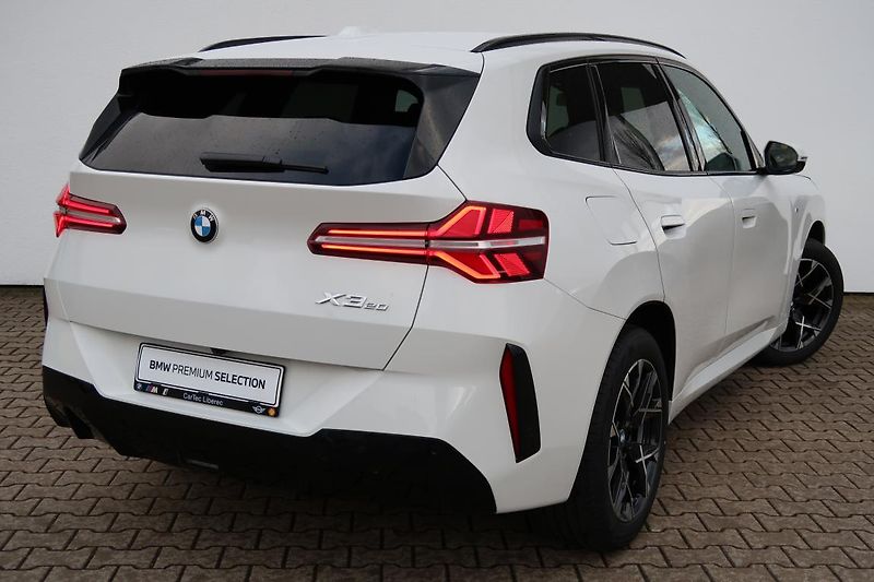 BMW X3 20 xDrive - fotka 3 z 6