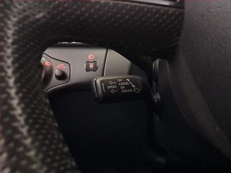 Audi A4 (2009) 2.0 TFSI, Serv.kniha, Navi - fotka 18 z 19