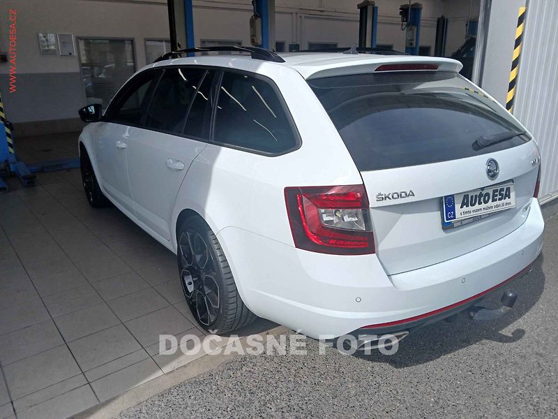 Škoda Octavia (2018) 2.0TDI, AT, navi, LED - fotka 2 z 3