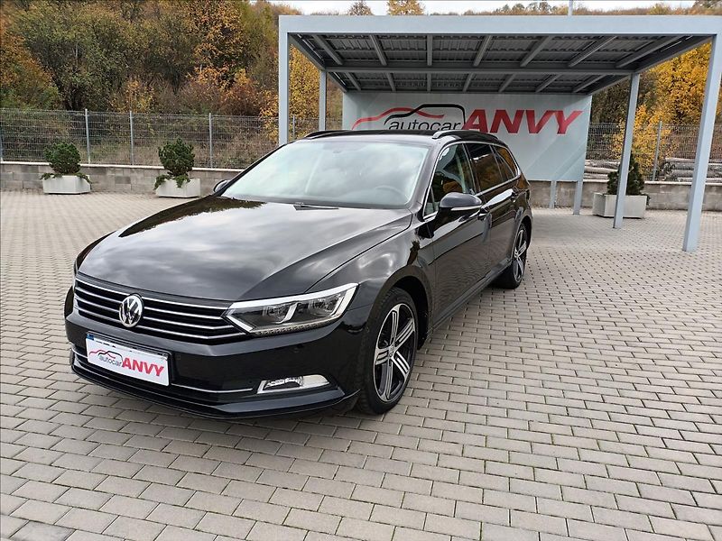 Volkswagen Passat 2,0 TDI,110KW,RADAR,LED, - fotka 1 z 47