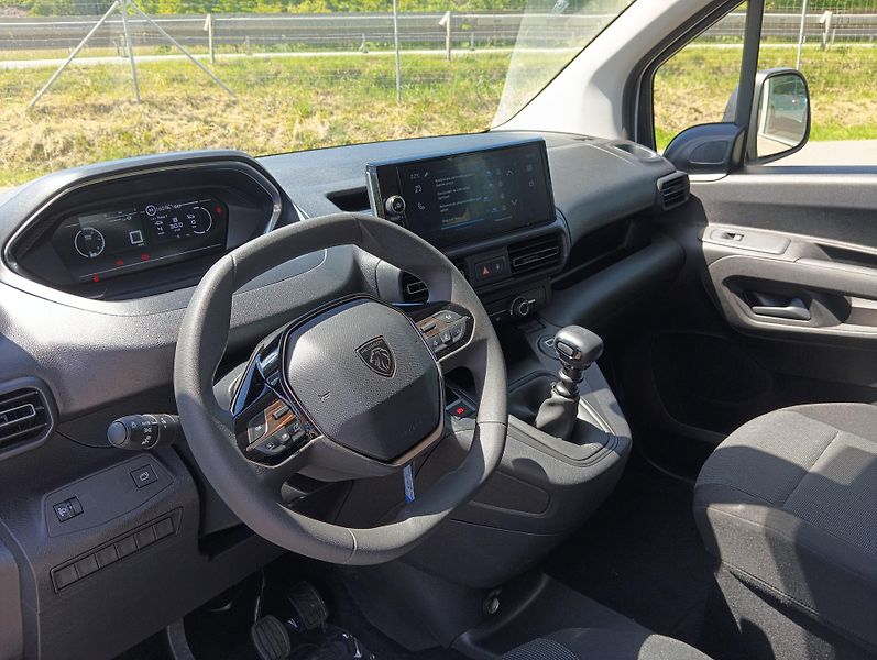 Peugeot Rifter (2026) ACTIVE Turbo 110 MAN6 N1 - fotka 9 z 18