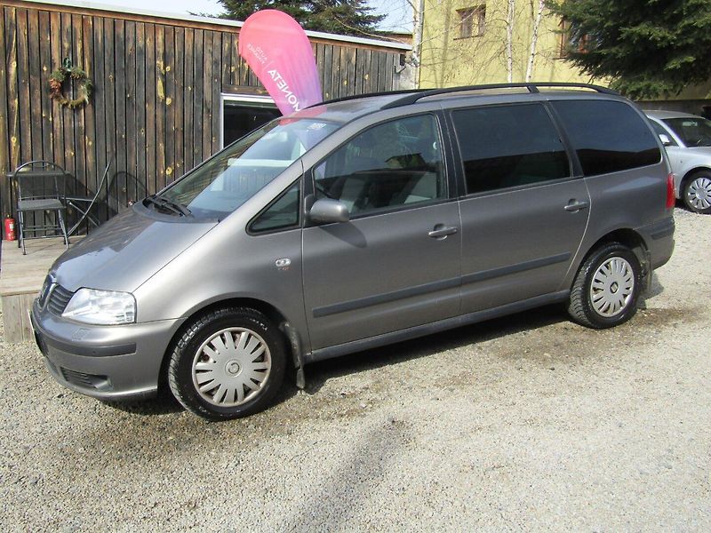 Seat Alhambra (2006) 2.0 TDI 103kW - fotka 2 z 34