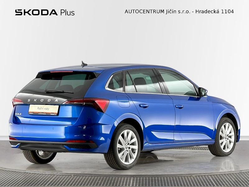 Škoda Scala (2025) 1.0TSI 85kW Top Selection - fotka 2 z 32