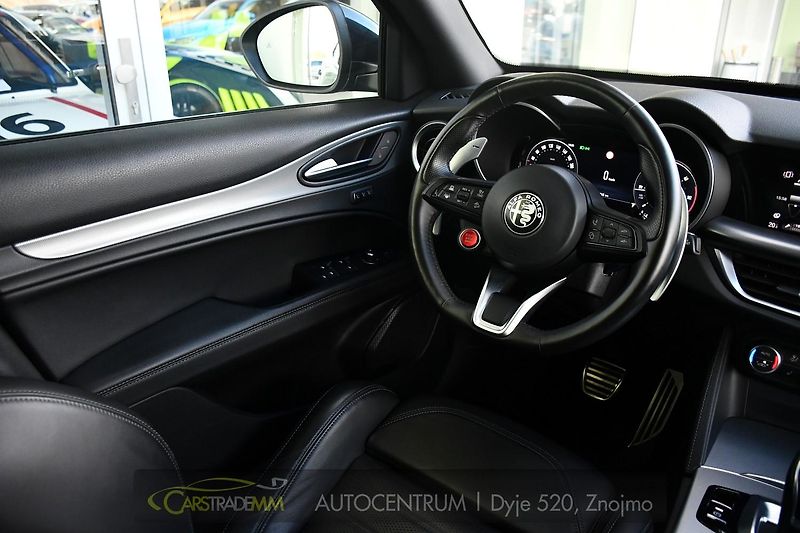 Alfa Romeo Stelvio 2.2 Diesel 16V 154kW VELOCE Q4 - fotka 21 z 53