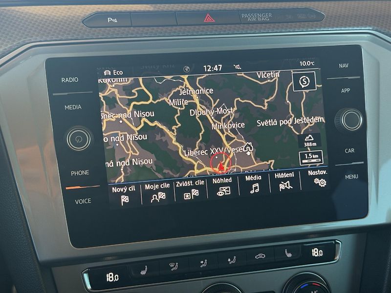 Volkswagen Passat 140kW 4Motion DSG Alltrack - fotka 12 z 31