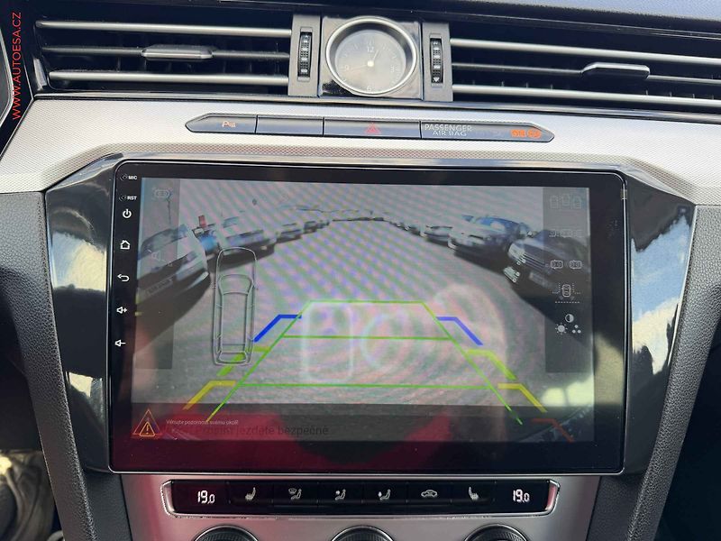 Volkswagen Passat (2015) 2.0TDi, AC - fotka 17 z 17