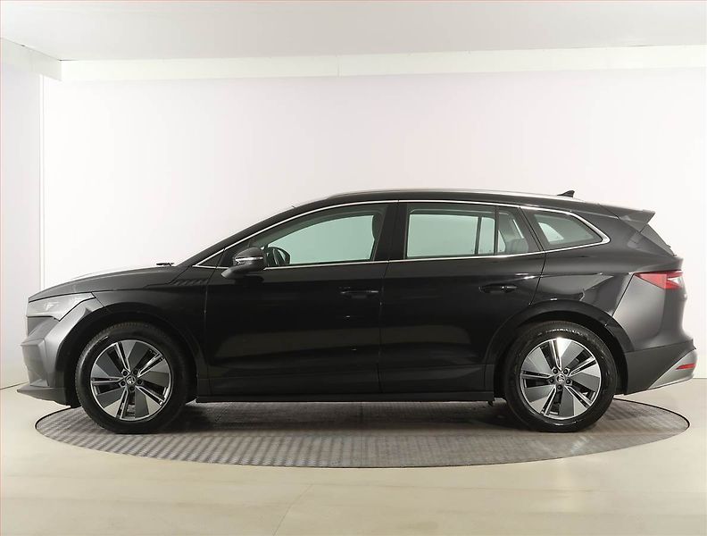 Škoda Enyaq (2022) iV 80 (82 kWh), SoH 92% - fotka 3 z 31