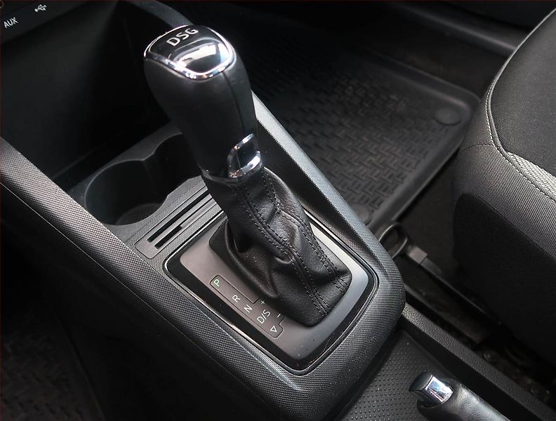 Škoda Fabia (2015) 1.2 TSI, Automat - fotka 13 z 15