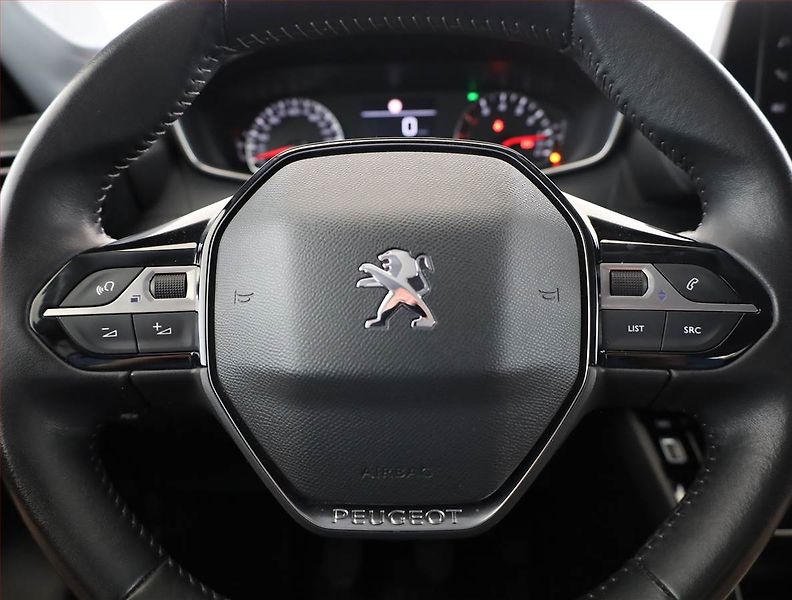 Peugeot 208 (2021) 1.2 PureTech, ČR,1.maj - fotka 8 z 19