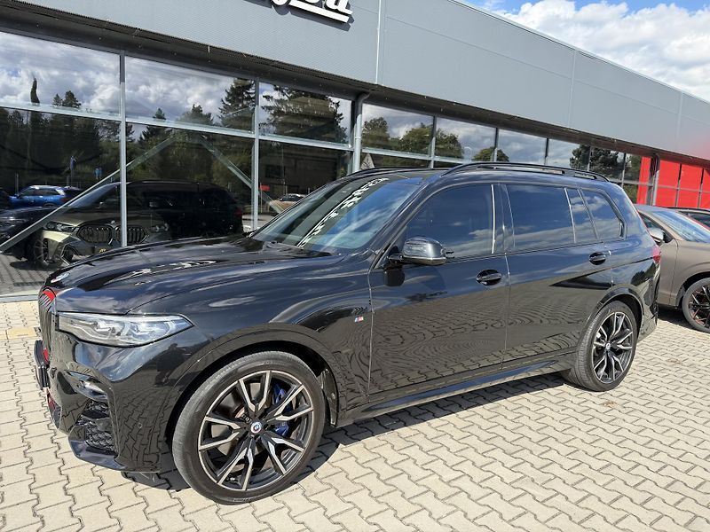 BMW X7 (2022) 40XD 250kW M-PAKET R22 CZ TOP! - fotka 3 z 48