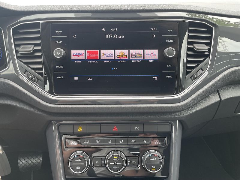 Volkswagen T-Roc (2019) 2.0 TDI 110 kW DSG SPORT - fotka 20 z 34