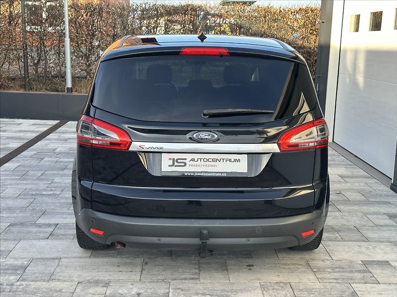 Ford S-MAX 2,0 TDCI 140PS  Trend - fotka 6 z 49