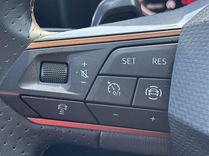 Cupra Formentor (2024) 1.5 TSI DSG - fotka 18 z 31