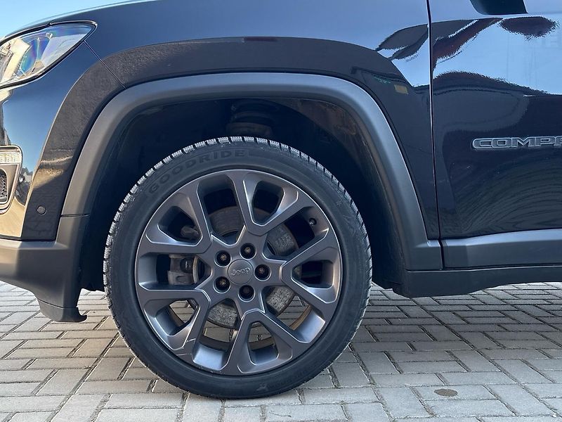 Jeep Compass (2020) S Limited PHEV 190k - fotka 8 z 37