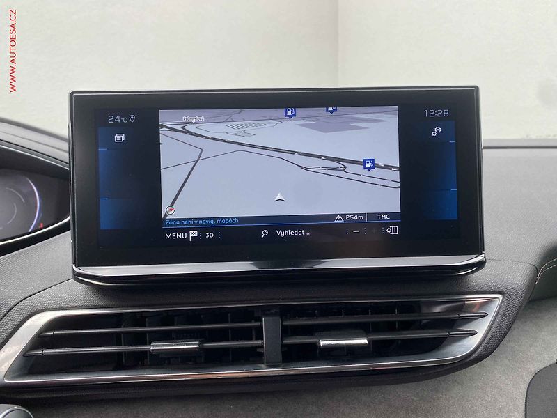 Peugeot 3008 (2021) 1.2 PT, GT, AT, LED - fotka 17 z 19