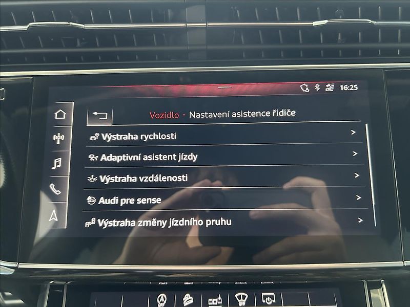 Audi Q7 3,0   50 TDI,QUATTRO,S-LINE - fotka 18 z 37