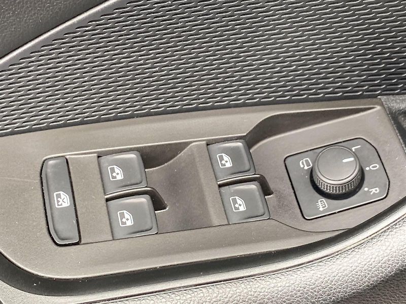 Škoda Octavia (2023) 2.0 TDI DSG Style - fotka 18 z 32