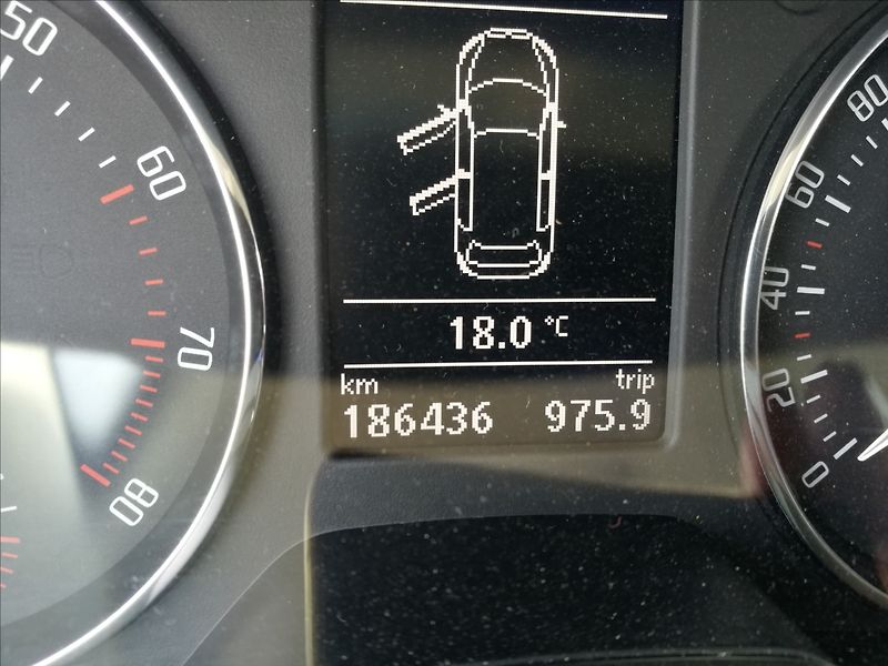 Škoda Roomster 1,2 TSi Scout - fotka 5 z 17