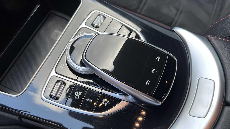 Mercedes-Benz Třídy C C43 AMG TOP STAV DPH - fotka 24 z 30