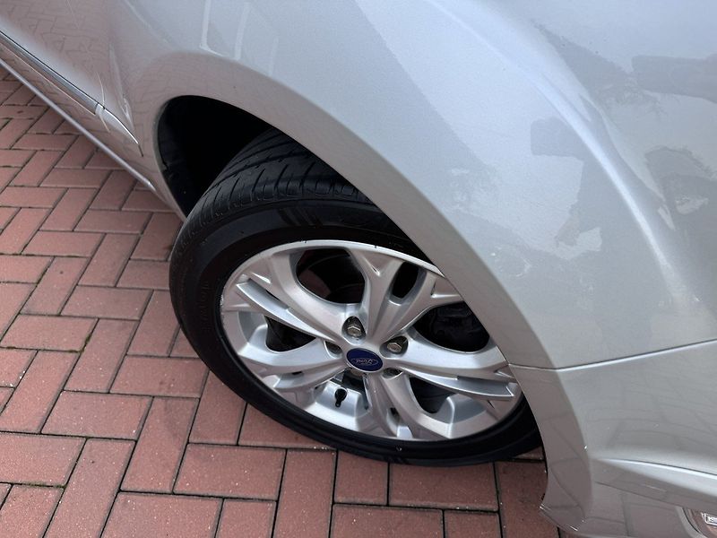 Ford Galaxy (2013) 2.0TDCi Titanium Navi Tažné Z. - fotka 42 z 46