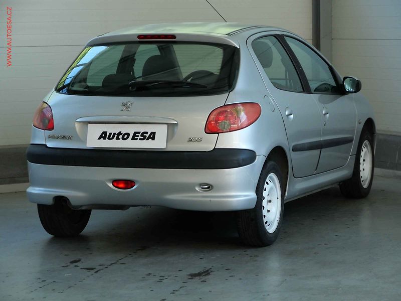Peugeot 206 (2003) 1.2i, AC, STK4/28 - fotka 4 z 17
