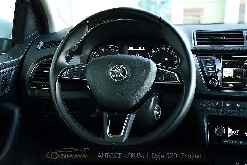 Škoda Fabia 1,2TSi DSG 2xALU 61tKM STYLE  - fotka 24 z 48