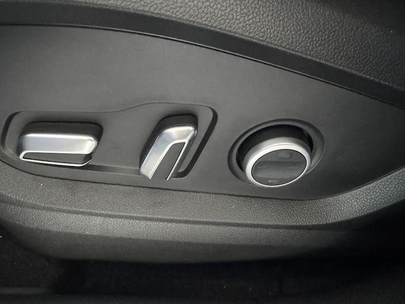 Chery Tiggo 8 (2026) 1,6T Unique FWD - fotka 26 z 57