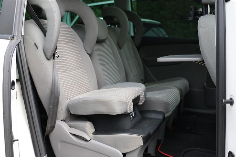 Seat Alhambra 2,0 103KW,AUTOMAT - fotka 38 z 55