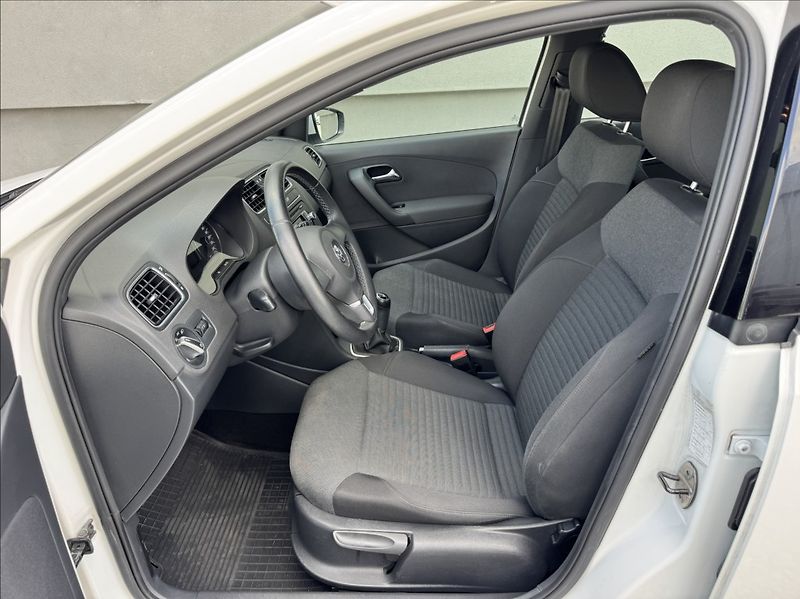 Volkswagen Polo 1,2 i 51kW Comfortline původČR - fotka 21 z 50