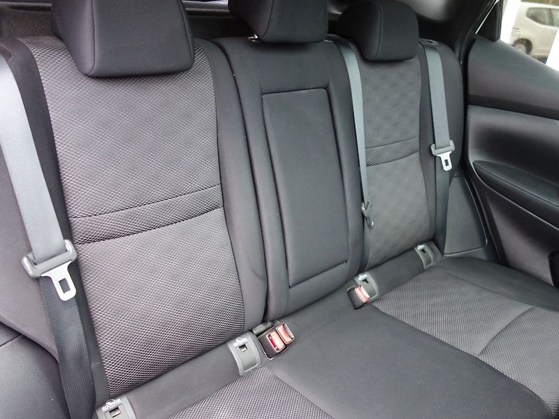 Nissan Qashqai (2017) 1.5dCi 81kW 6MAN -VÝBAVA! - fotka 30 z 42