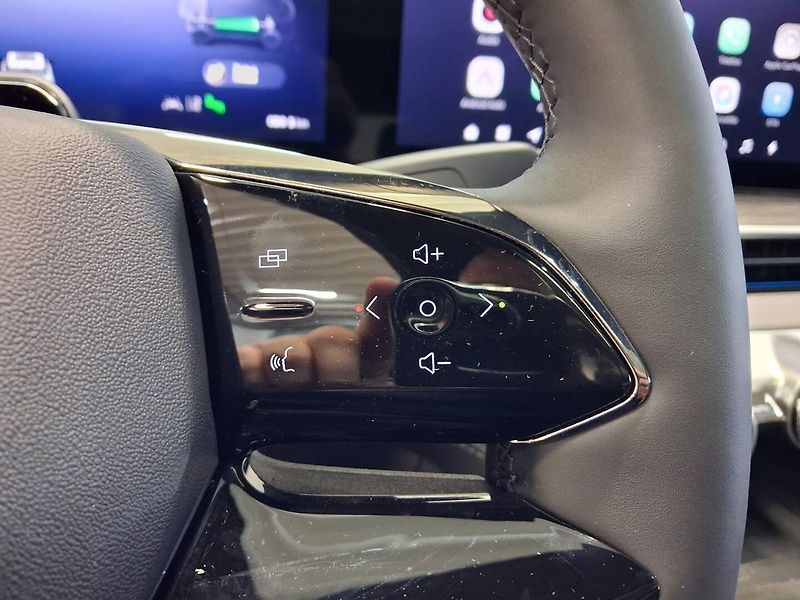 Omoda 9 (2026) Premium 1.5TGDI PHEV AWD - fotka 19 z 33