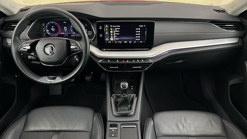Škoda Octavia 2.0 TDI Style - fotka 8 z 26