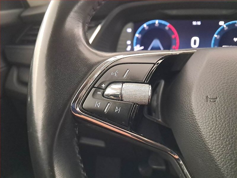 Škoda Octavia (2020) Ambition 2.0 TDI, Serv.kniha - fotka 15 z 18