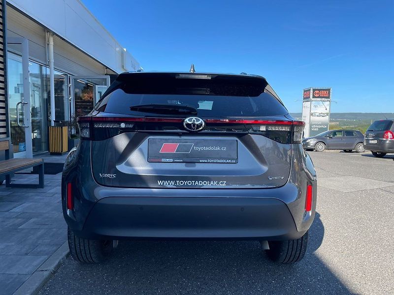 Toyota Yaris Cross MY25 1.5 HEV Style - fotka 6 z 29
