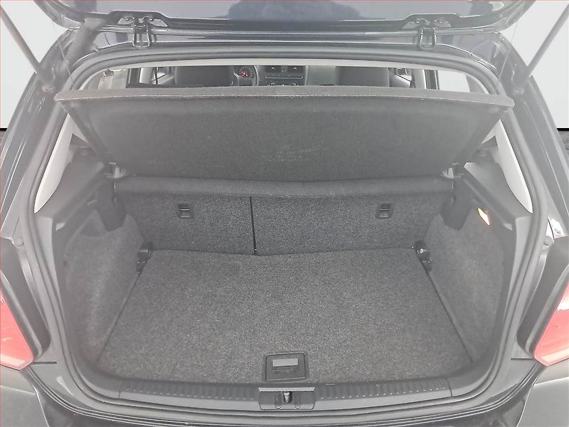 Volkswagen Polo (2011) 1.2 TDI, Serv.kniha, po STK - fotka 13 z 14