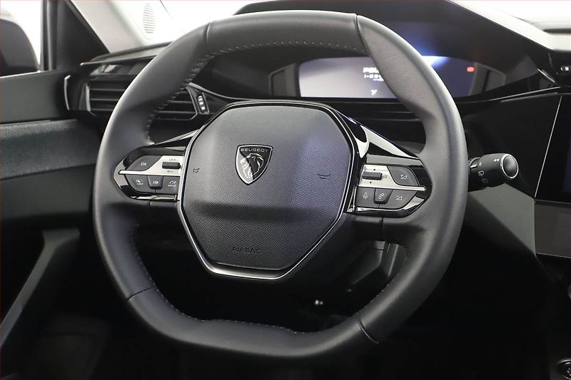 Peugeot 308 (2023) Allure 1.2 PureTech - fotka 17 z 18