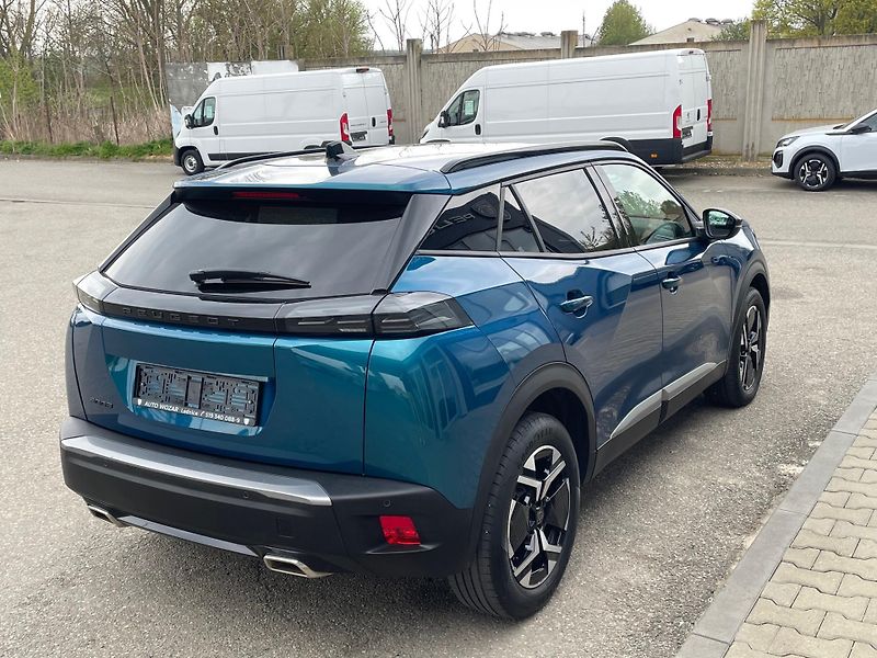 Peugeot 2008 (2025) Allure 1,2 PureTech 130k EAT8 - fotka 3 z 7