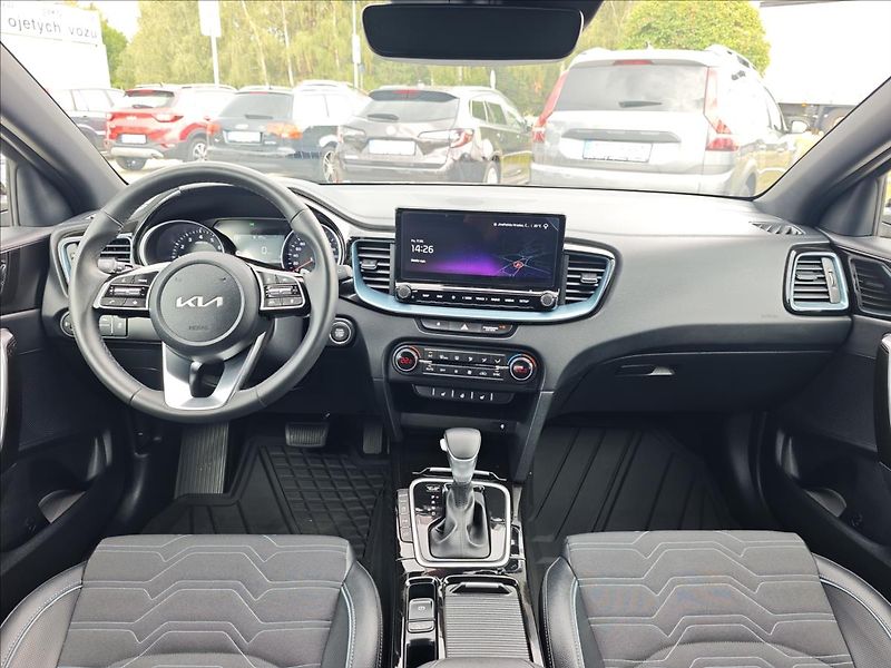 Kia XCeed 1,6 T-GDI 132kW 7DCT automat - fotka 15 z 21