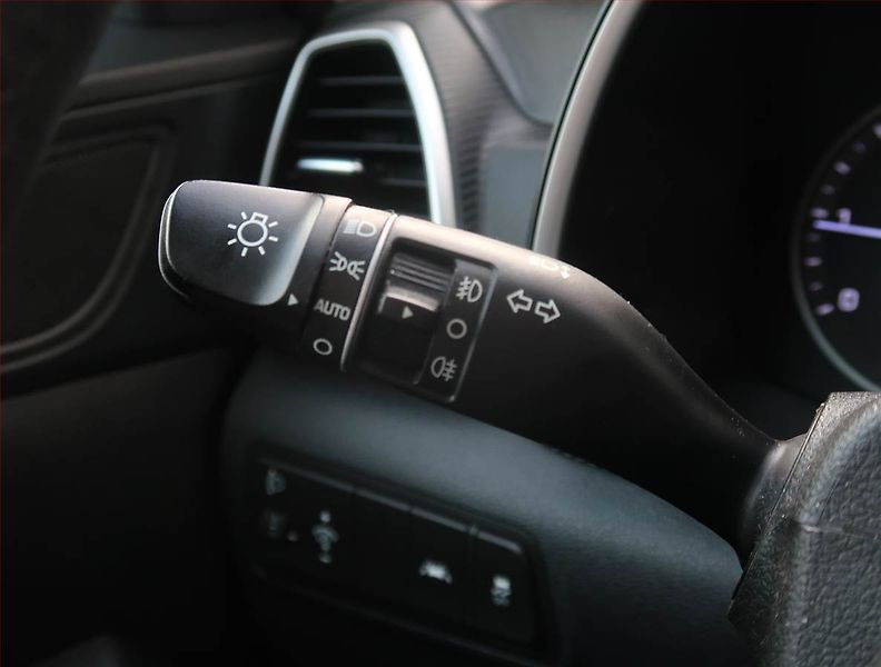 Hyundai Tucson (2020) Adventure 1.6 CRDi, Serv.kniha - fotka 16 z 22