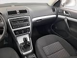 Škoda Octavia (2011) 1.6 TDI 4x4, 4X4, Tempomat - náhled 8