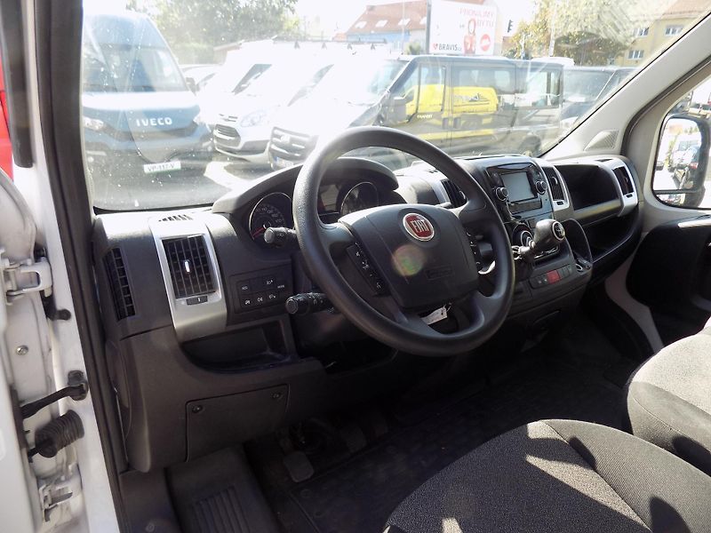 Fiat Ducato 2,3 JTD 88 KW L2H2 KLIMA, NAVI - fotka 19 z 37