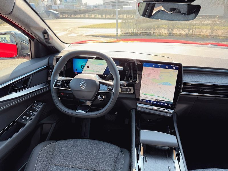 Renault Austral (2026) techno mild hybrid 150 auto - fotka 12 z 15