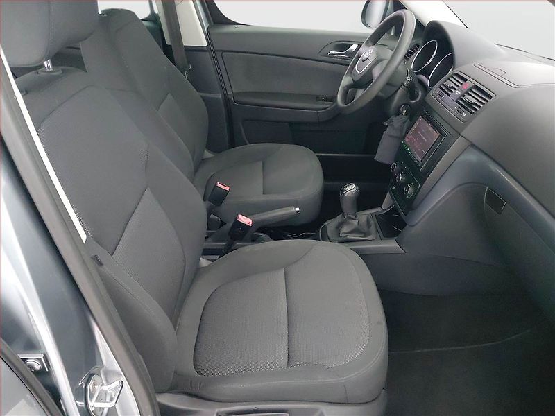 Škoda Yeti (2013) Ambition 2.0 TDI - fotka 9 z 15