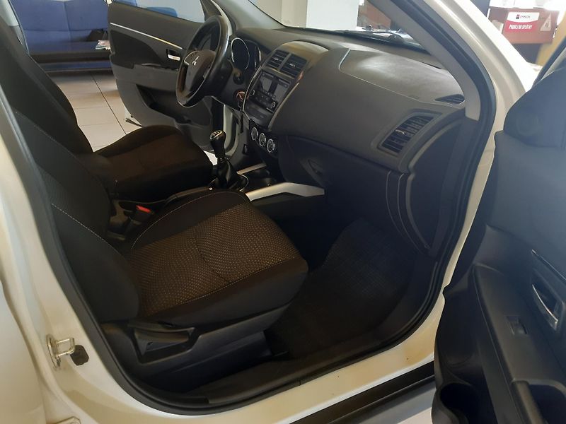 Mitsubishi ASX 1.6 16V KLIMA TEMPOMAT - fotka 20 z 22